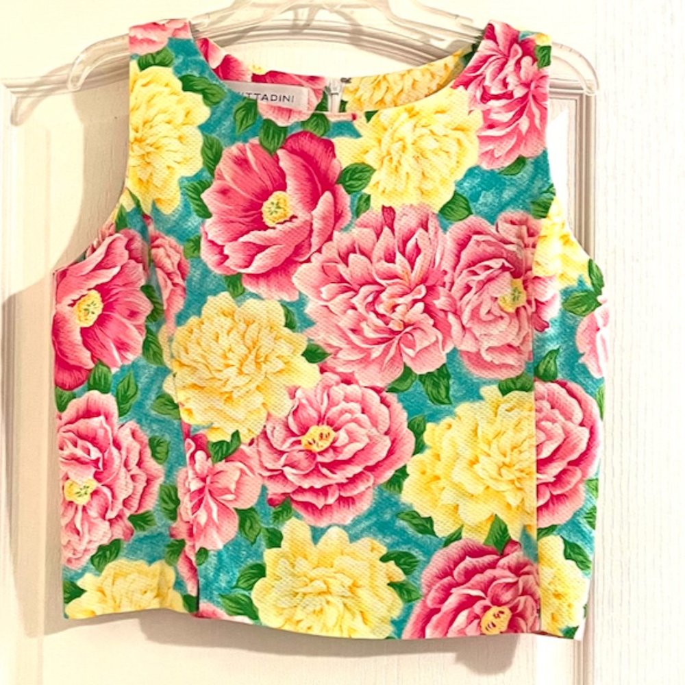 NWOT Vittadini SPORT Floral Print sleeveless, cropped Top, size 10